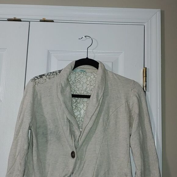 Maurices lace back oatmeal color cardigan - Picture 3 of 4
